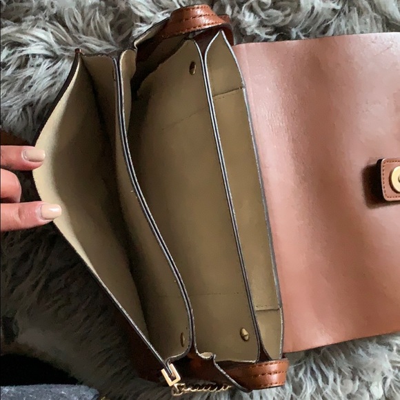 CHLOE Small Faye leather and Suade shoulder bag - Picture 10 of 15